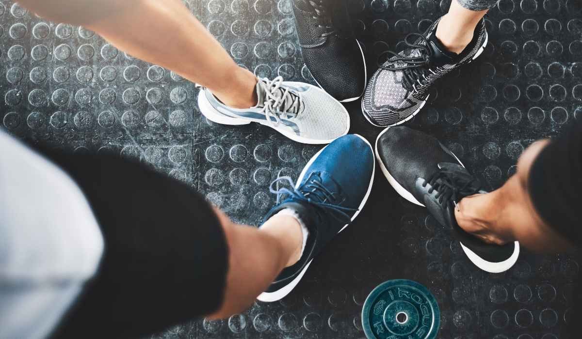 Read more about the article Can I Workout Without Shoes? (1-100 A Complete Guide)